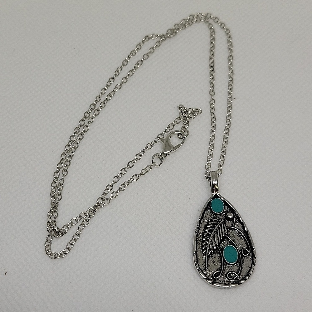 Western Silver Tone Turquoise Faux 18" + 2" Extension Necklace